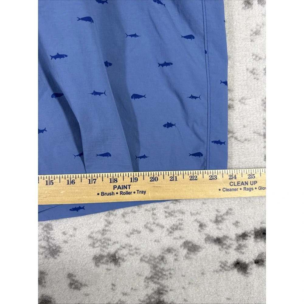 Under Armour Shorts Mens Size‎ 40 Blue Fish Print Performance Golf Preppy Casual